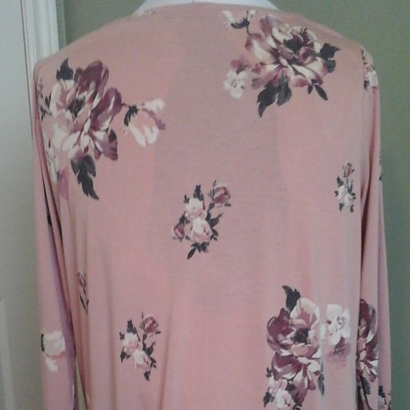 Michel Studio Collection Top, 1X - Picture 3 of 5